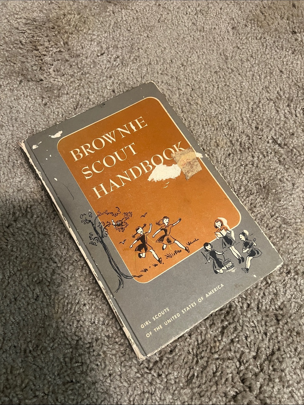 BROWNIE SCOUT HANDBOOK 1951